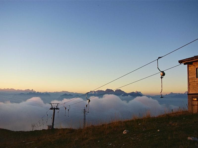 Adaptive Retrieval for Enterprise RAG